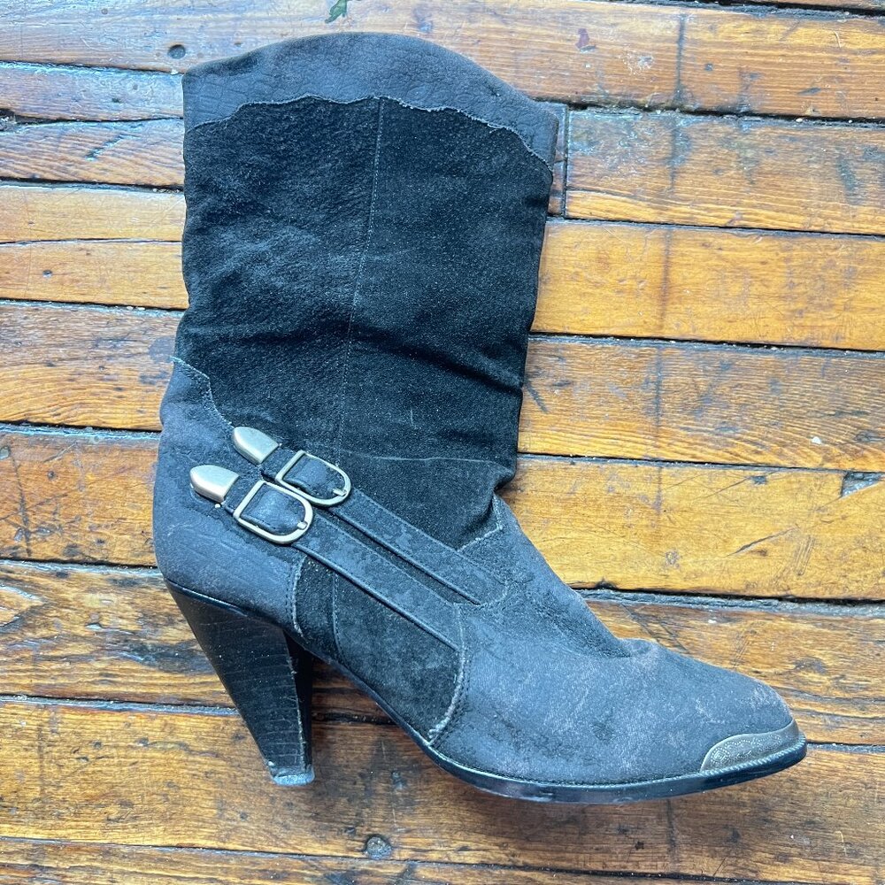 Vintage Western Booties, Silver detailing on toe, silver buckles, 9